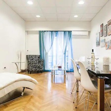 4Bdr Amazing Spacious Full Apt In Plaka Atenas Exterior foto